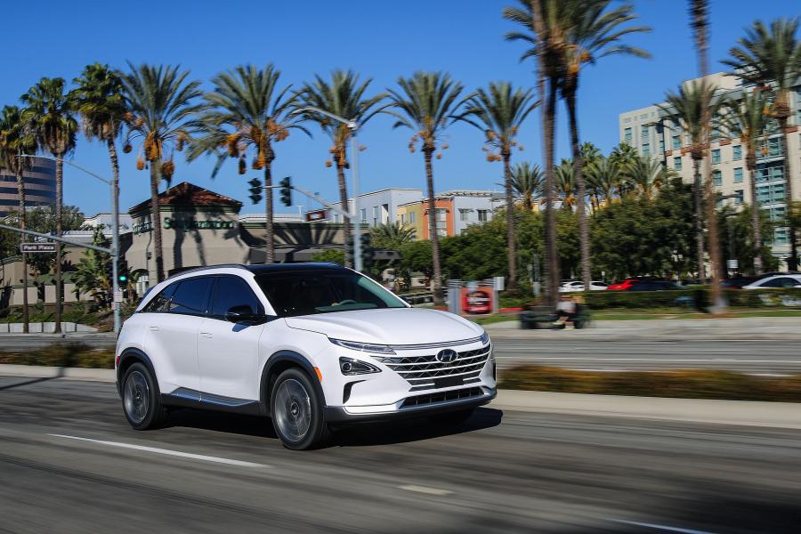  Hyundai NEXO 2018 года  (NA) (фото 27 из 83)